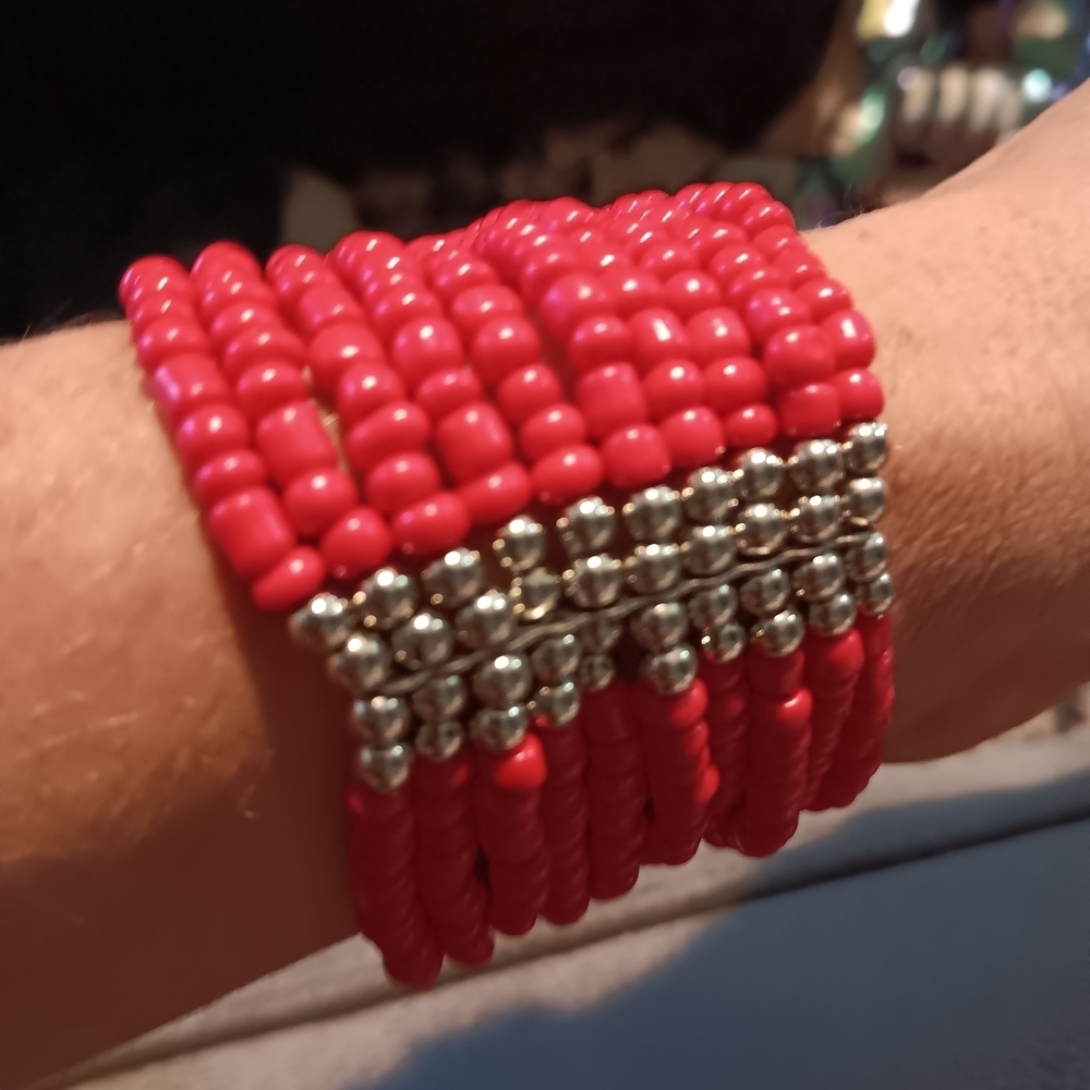 Red Beaded Bracelet with Silver Accents - Picture 3 of 4